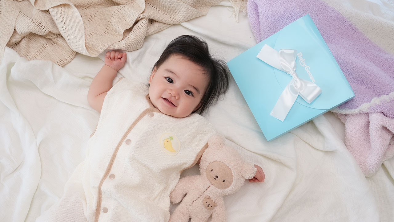 友達の子の1歳誕生日、何を贈る？相場・マナーや長く使えるおすすめプレゼント