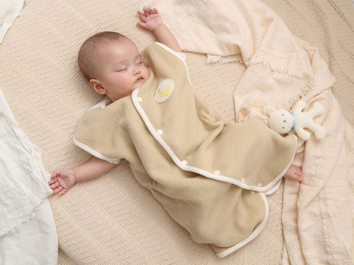 気持ちよさそうに寝ている赤ちゃん